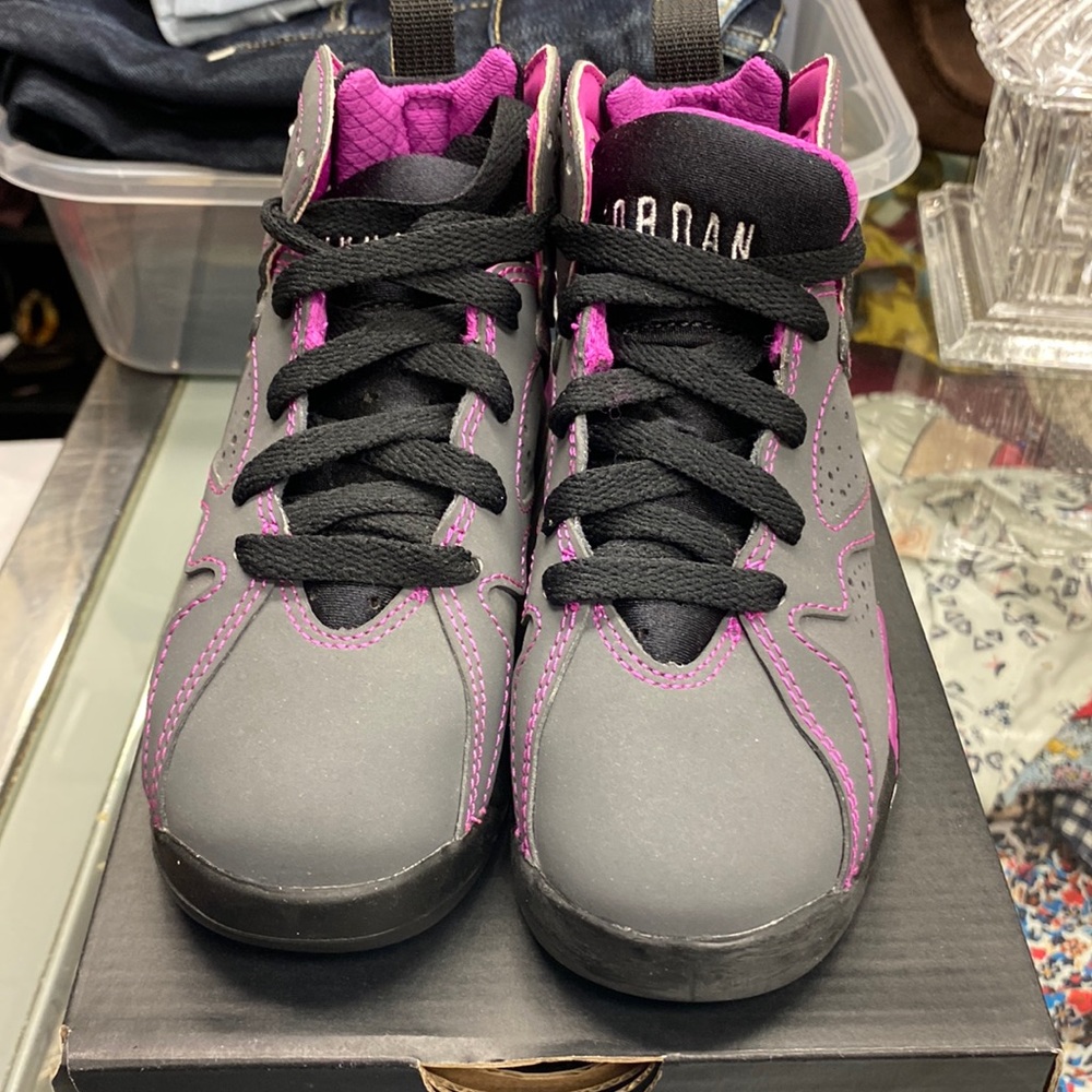 Nike Air Jordan 7 Retro Valentines Dark Grey/White/Black/Fuchsia Flash - 11.5C